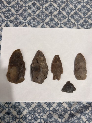 Lot arrowheads authentic - lot,