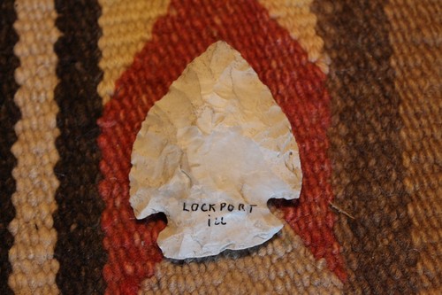 100 authentic lockhart ill - 100%,